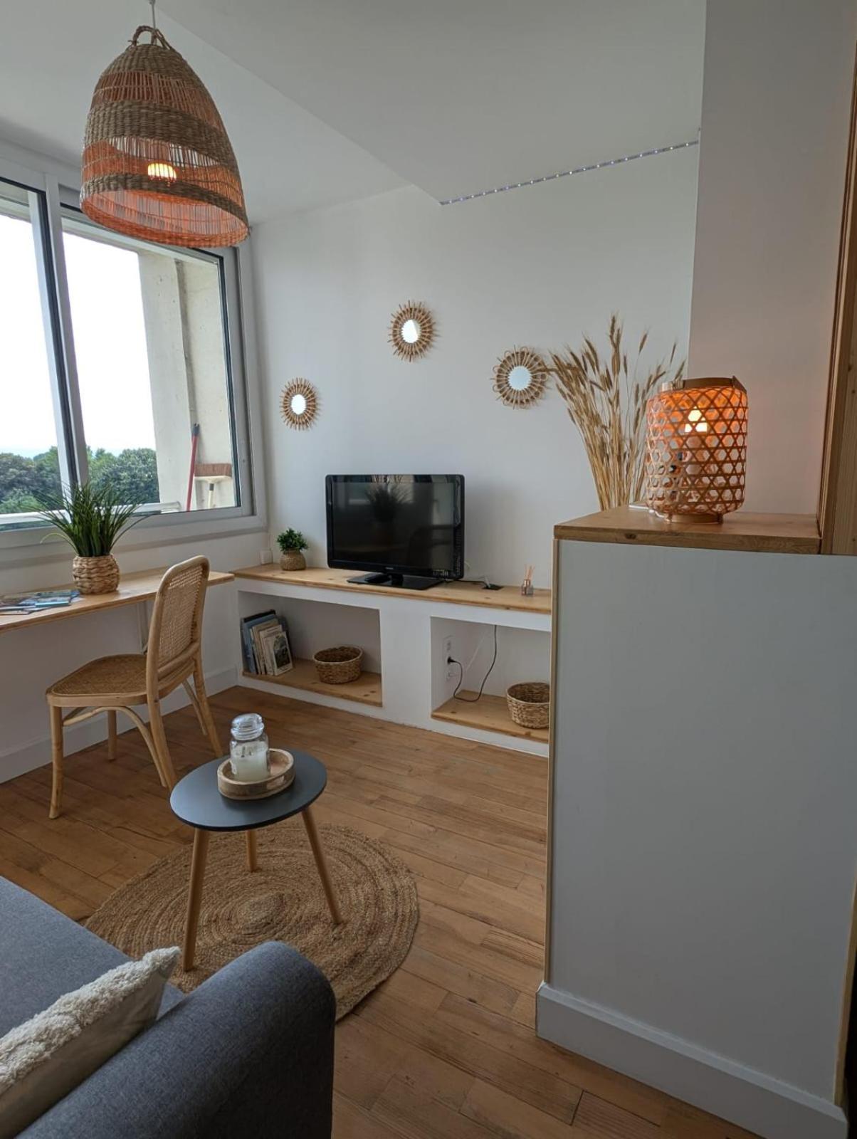 Studio De Charme Cosy Centre-Ville Tarbes Esterno foto