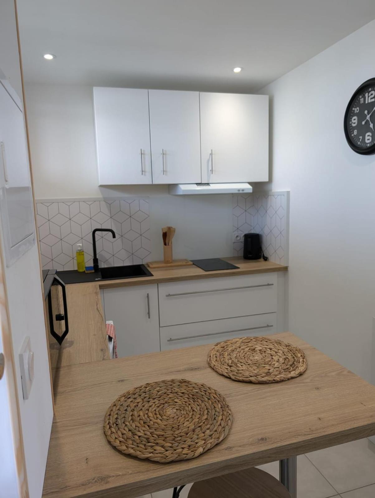 Studio De Charme Cosy Centre-Ville Tarbes Esterno foto