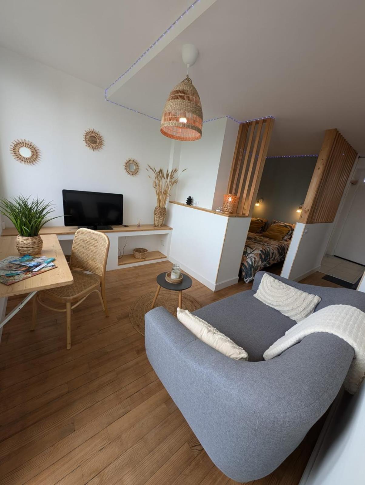 Studio De Charme Cosy Centre-Ville Tarbes Esterno foto