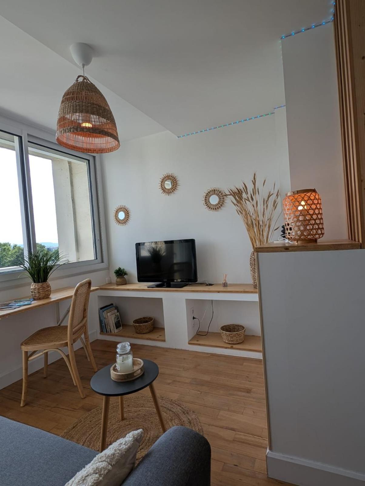 Studio De Charme Cosy Centre-Ville Tarbes Esterno foto